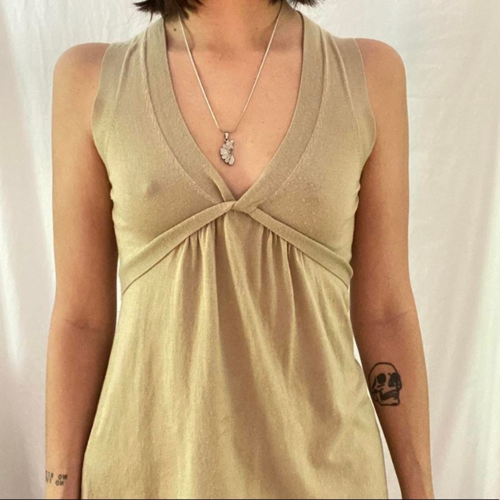 Chic Beige Flowy Top
